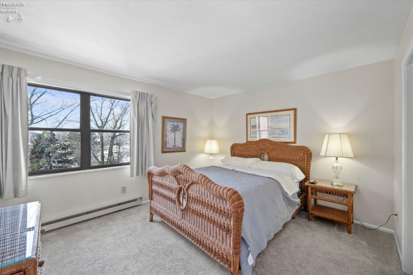 1801 Perry Street, Port Clinton, 43452, 1 Bedroom Bedrooms, ,1 BathroomBathrooms,Residential,For Sale,Perry,20260419