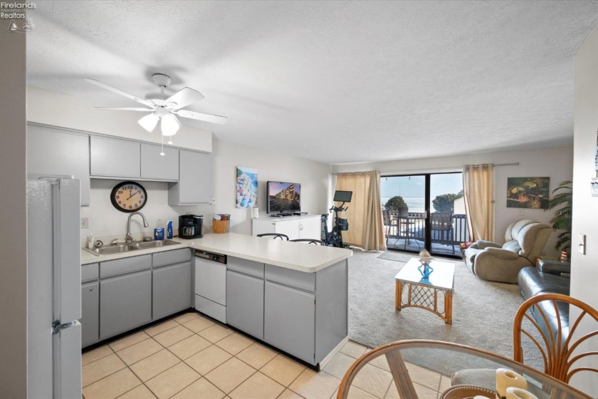 1801 Perry Street, Port Clinton, 43452, 1 Bedroom Bedrooms, ,1 BathroomBathrooms,Residential,For Sale,Perry,20260419