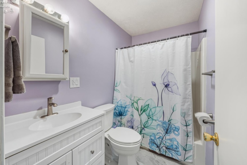 12518 Darrow Road, Vermilion, 44089, 3 Bedrooms Bedrooms, ,3 BathroomsBathrooms,Residential,For Sale,Darrow,20260399