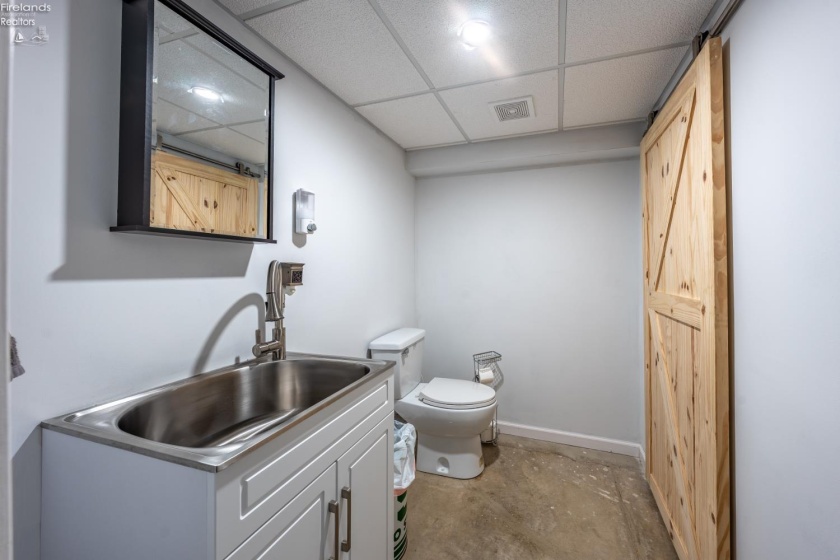 12518 Darrow Road, Vermilion, 44089, 3 Bedrooms Bedrooms, ,3 BathroomsBathrooms,Residential,For Sale,Darrow,20260399