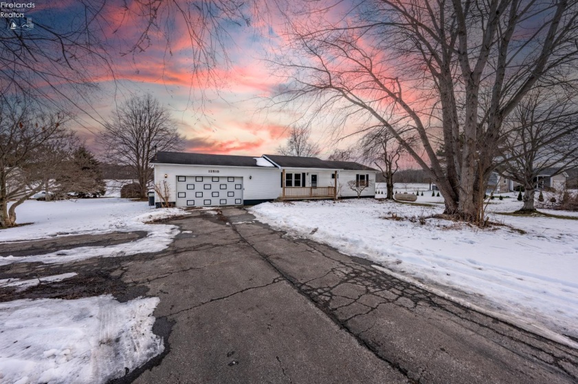 12518 Darrow Road, Vermilion, 44089, 3 Bedrooms Bedrooms, ,3 BathroomsBathrooms,Residential,For Sale,Darrow,20260399