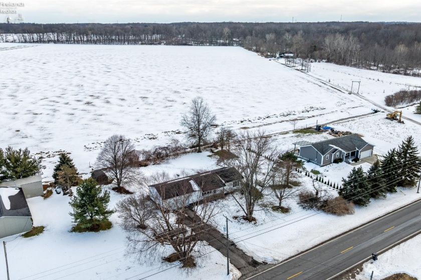 12518 Darrow Road, Vermilion, 44089, 3 Bedrooms Bedrooms, ,3 BathroomsBathrooms,Residential,For Sale,Darrow,20260399