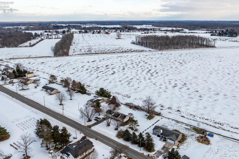 12518 Darrow Road, Vermilion, 44089, 3 Bedrooms Bedrooms, ,3 BathroomsBathrooms,Residential,For Sale,Darrow,20260399