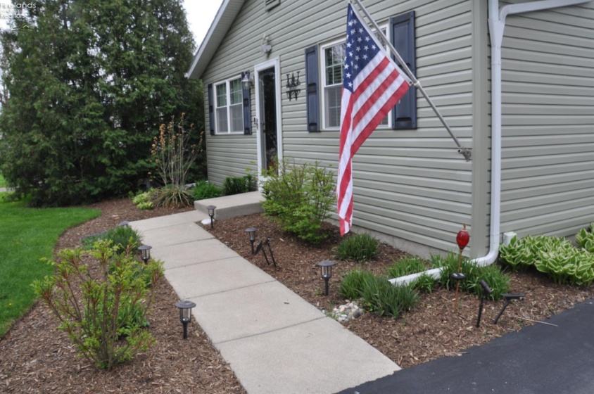 28845 Starlight Road, Perrysburg, 43551, 3 Bedrooms Bedrooms, ,2 BathroomsBathrooms,Residential,For Sale,Starlight,20260294