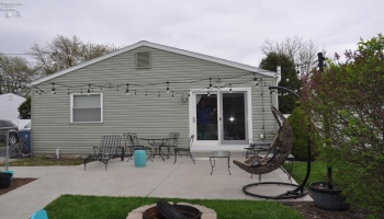 28845 Starlight Road, Perrysburg, 43551, 3 Bedrooms Bedrooms, ,2 BathroomsBathrooms,Residential,For Sale,Starlight,20260294