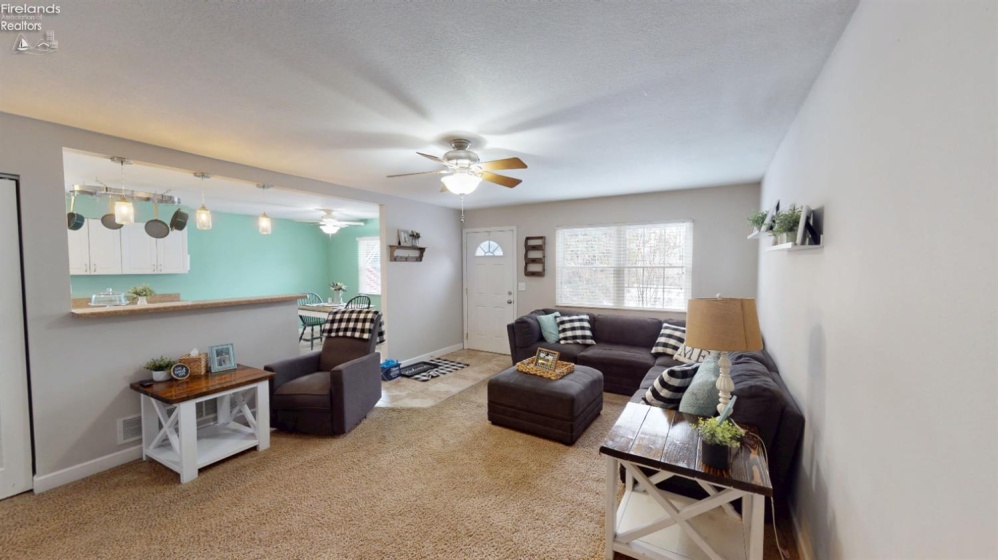 28845 Starlight Road, Perrysburg, 43551, 3 Bedrooms Bedrooms, ,2 BathroomsBathrooms,Residential,For Sale,Starlight,20260294