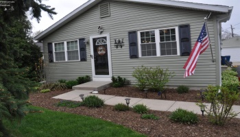 28845 Starlight Road, Perrysburg, 43551, 3 Bedrooms Bedrooms, ,2 BathroomsBathrooms,Residential,For Sale,Starlight,20260294