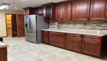 202 Old State Road, Norwalk, 44857, 3 Bedrooms Bedrooms, ,3 BathroomsBathrooms,Residential,For Sale,Old State,20260425 202 Old State Road, Norwalk, 44857, 3 Bedrooms Bedrooms, ,3 BathroomsBathrooms,Residential,For Sale,Old State,20260425