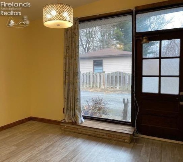 202 Old State Road, Norwalk, 44857, 3 Bedrooms Bedrooms, ,3 BathroomsBathrooms,Residential,For Sale,Old State,20260425