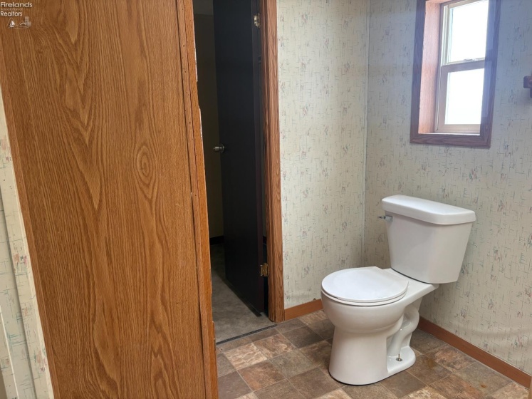 1121 Clayberg Road, Greenwich, 44387, 2 Bedrooms Bedrooms, ,2 BathroomsBathrooms,Residential,For Sale,Clayberg,20260421