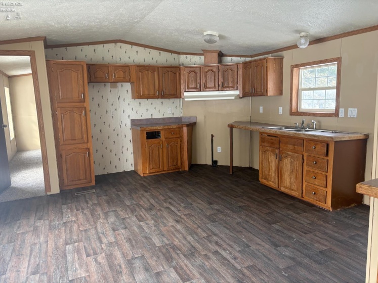 1121 Clayberg Road, Greenwich, 44387, 2 Bedrooms Bedrooms, ,2 BathroomsBathrooms,Residential,For Sale,Clayberg,20260421