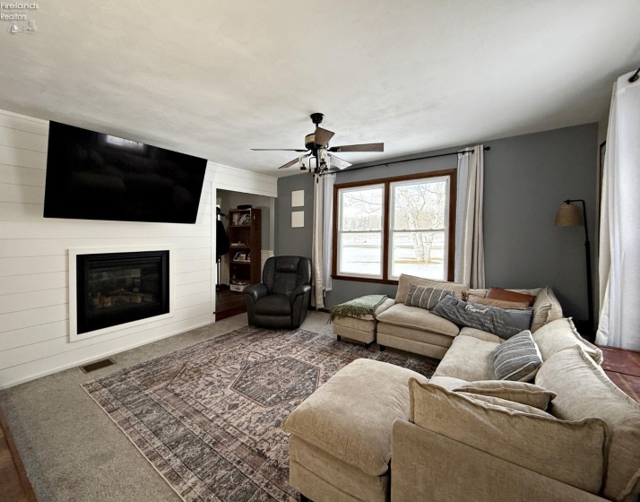 638 County Road 16, Tiffin, 44883, 4 Bedrooms Bedrooms, ,3 BathroomsBathrooms,Residential,For Sale,County Road 16,20260407