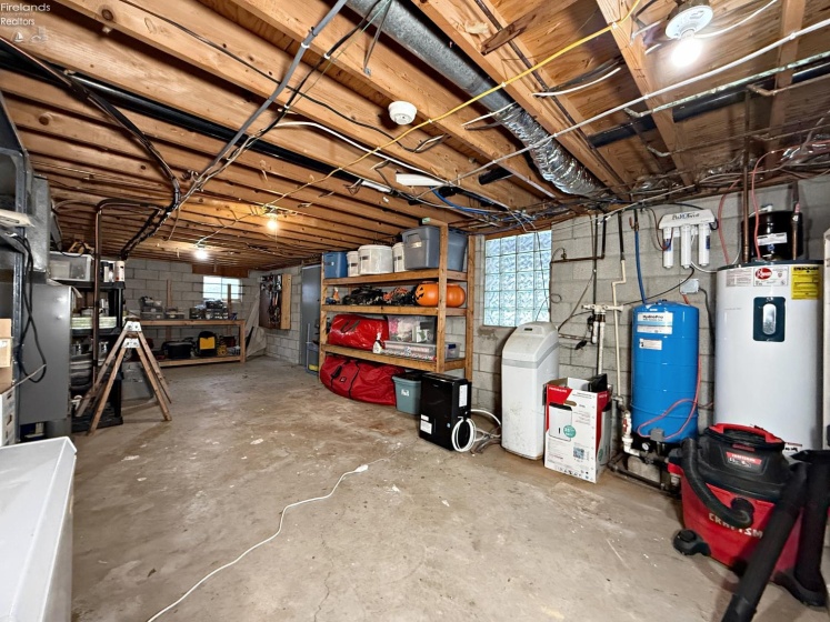 638 County Road 16, Tiffin, 44883, 4 Bedrooms Bedrooms, ,3 BathroomsBathrooms,Residential,For Sale,County Road 16,20260407