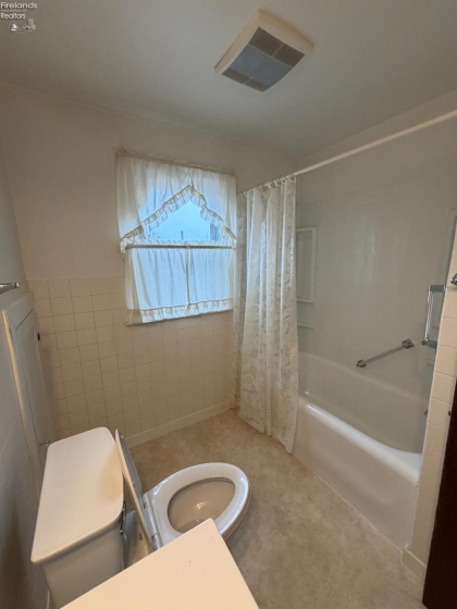 1334 Lindsley Street, Sandusky, 44870, 3 Bedrooms Bedrooms, ,1 BathroomBathrooms,Residential,For Sale,Lindsley,20260159