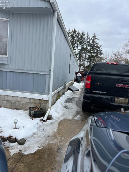 63 Maple Street, New London, 44851, 4 Bedrooms Bedrooms, ,2 BathroomsBathrooms,Residential,For Sale,Maple,20260437