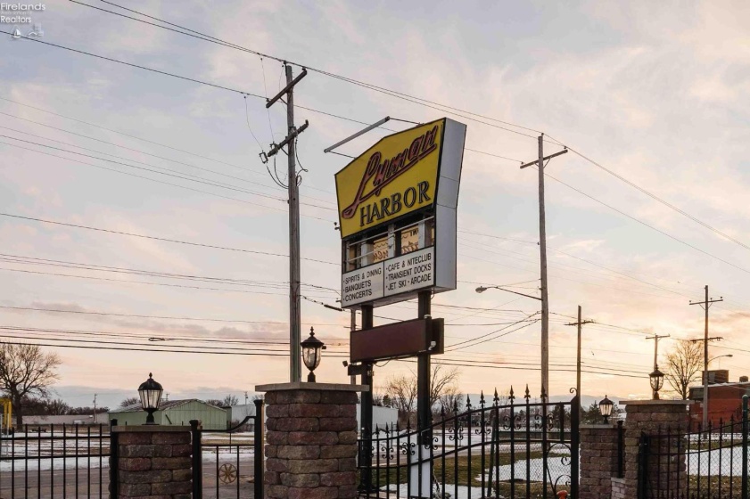 1615 First Street, Sandusky, 44870, ,Commercial,For Sale,First,20260426