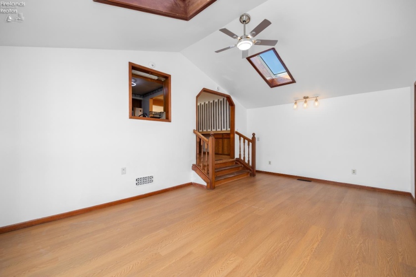 757 Martin Ave., Amherst, 44001, 4 Bedrooms Bedrooms, ,3 BathroomsBathrooms,Residential,For Sale,Martin Ave.,20260435