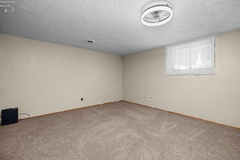 757 Martin Ave., Amherst, 44001, 4 Bedrooms Bedrooms, ,3 BathroomsBathrooms,Residential,For Sale,Martin Ave.,20260435