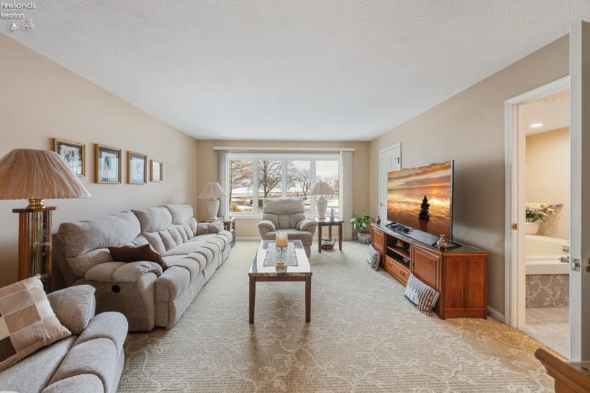 526 Mariner, Huron, 44839, 4 Bedrooms Bedrooms, ,3 BathroomsBathrooms,Residential,For Sale,Mariner,20260434