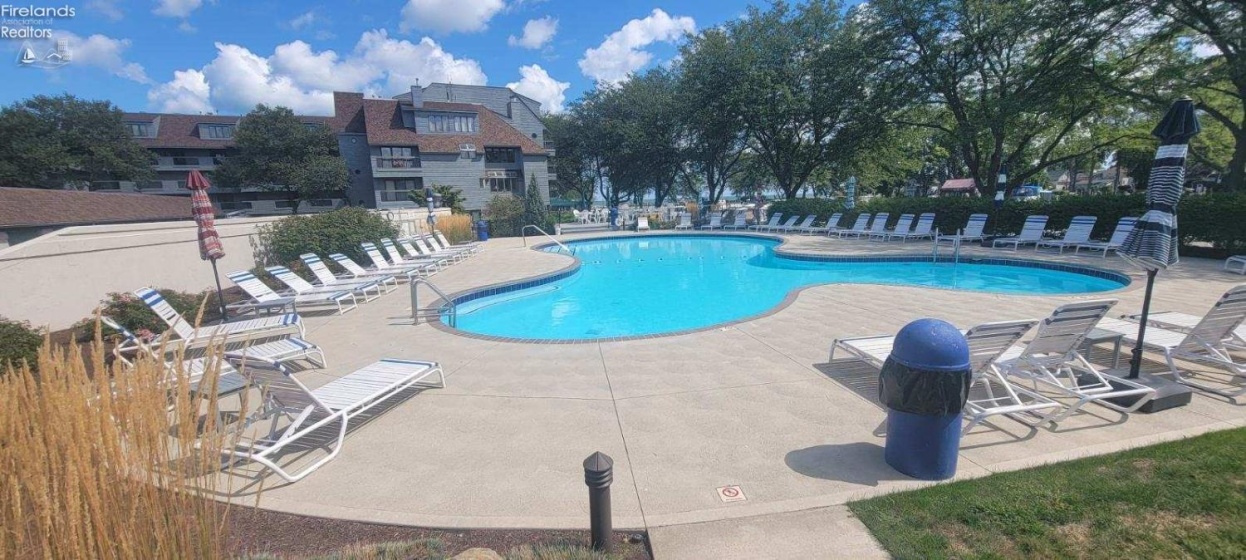 526 Mariner, Huron, 44839, 4 Bedrooms Bedrooms, ,3 BathroomsBathrooms,Residential,For Sale,Mariner,20260434