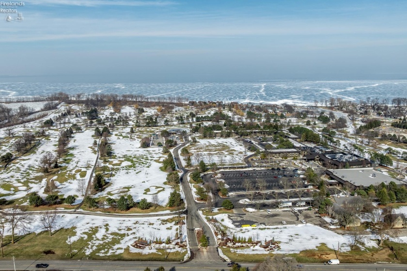 526 Mariner, Huron, 44839, 4 Bedrooms Bedrooms, ,3 BathroomsBathrooms,Residential,For Sale,Mariner,20260434