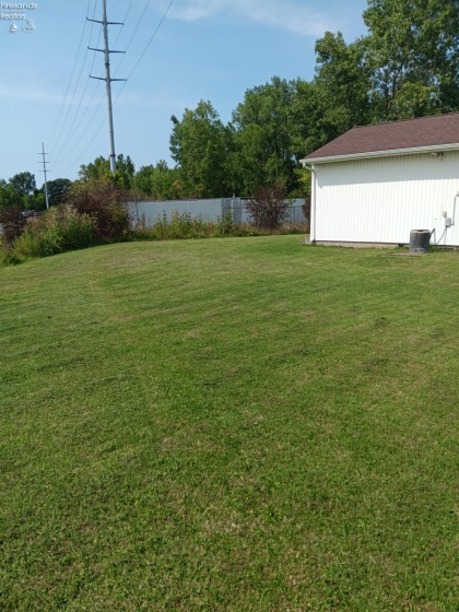 433 Oberlin Road, Elyria, 44035, ,Commercial,For Sale,Oberlin,20260345