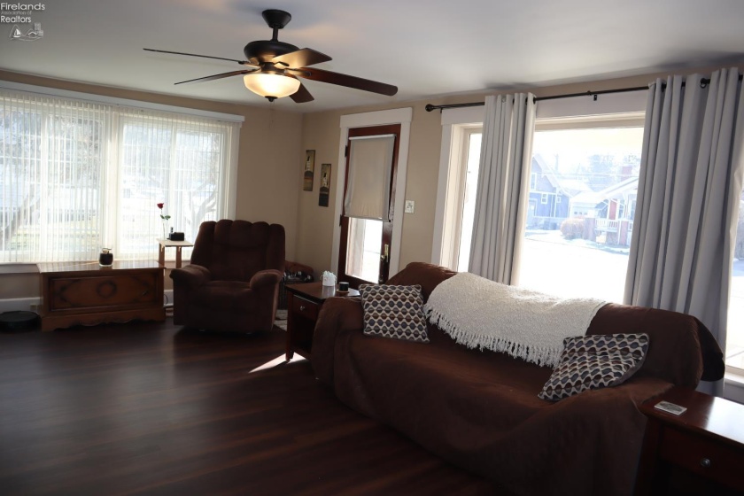 8 Cortland Street, Norwalk, 44857, 4 Bedrooms Bedrooms, ,2 BathroomsBathrooms,Residential,For Sale,Cortland,20260447