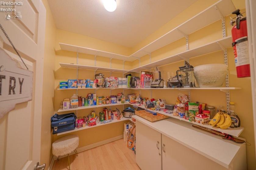 11101 Genzman Road, Oak Harbor, 43449, 4 Bedrooms Bedrooms, ,3 BathroomsBathrooms,Residential,For Sale,Genzman,20260449