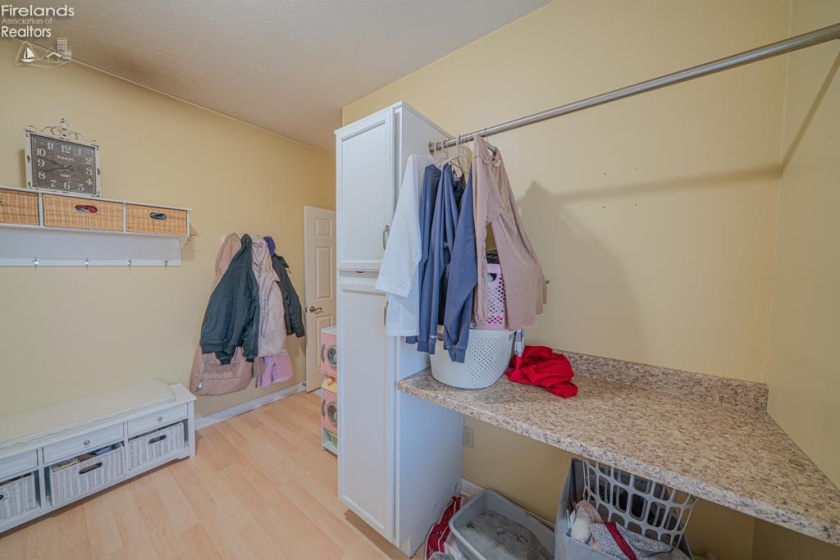 11101 Genzman Road, Oak Harbor, 43449, 4 Bedrooms Bedrooms, ,3 BathroomsBathrooms,Residential,For Sale,Genzman,20260449