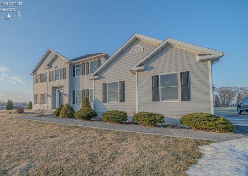 11101 Genzman Road, Oak Harbor, 43449, 4 Bedrooms Bedrooms, ,3 BathroomsBathrooms,Residential,For Sale,Genzman,20260449