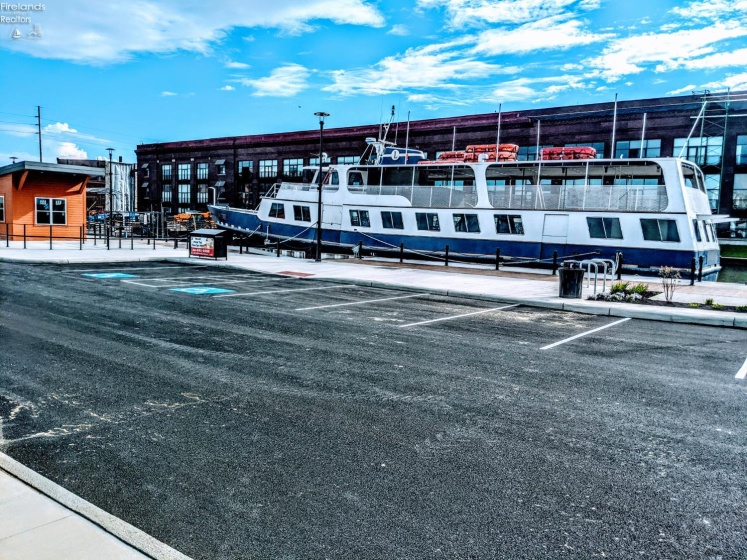 401 SHORELINE Drive, Sandusky, 44870, 1 Bedroom Bedrooms, ,1 BathroomBathrooms,Residential,For Sale,SHORELINE,20260436