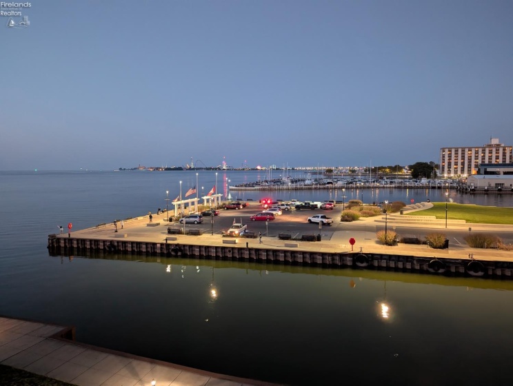 401 SHORELINE Drive, Sandusky, 44870, 1 Bedroom Bedrooms, ,1 BathroomBathrooms,Residential,For Sale,SHORELINE,20260436