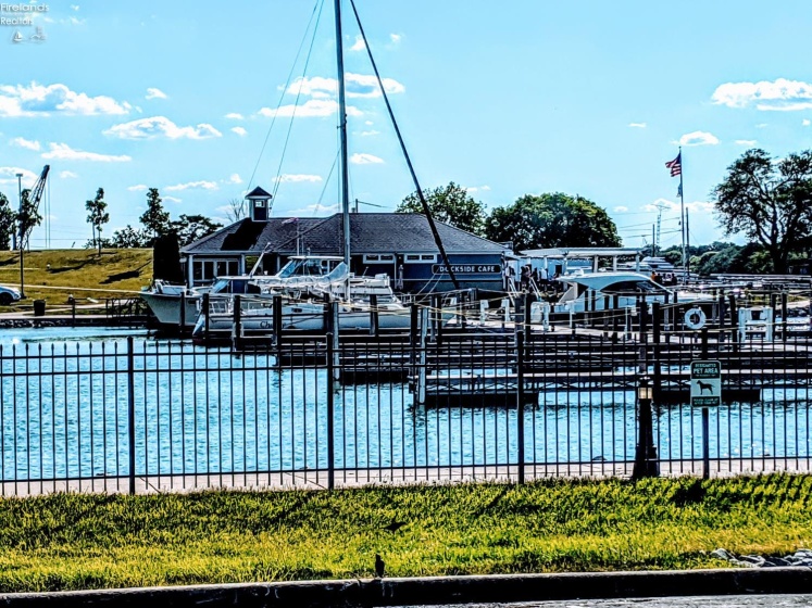 401 SHORELINE Drive, Sandusky, 44870, 1 Bedroom Bedrooms, ,1 BathroomBathrooms,Residential,For Sale,SHORELINE,20260445