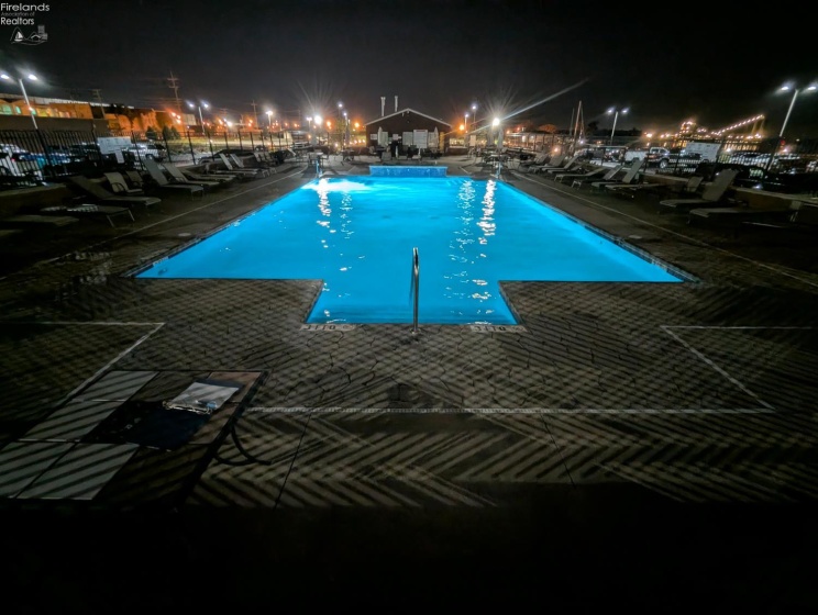 401 SHORELINE Drive, Sandusky, 44870, 1 Bedroom Bedrooms, ,1 BathroomBathrooms,Residential,For Sale,SHORELINE,20260445