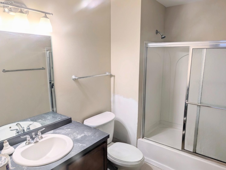 401 SHORELINE Drive, Sandusky, 44870, 1 Bedroom Bedrooms, ,1 BathroomBathrooms,Residential,For Sale,SHORELINE,20260445