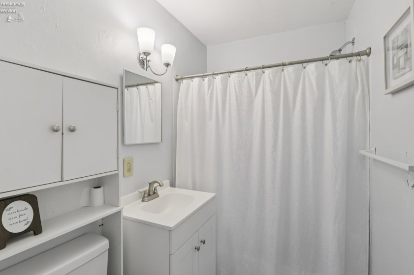 5706 Cleveland Road, Vermilion, 44089, 3 Bedrooms Bedrooms, ,2 BathroomsBathrooms,Residential,For Sale,Cleveland,20260456