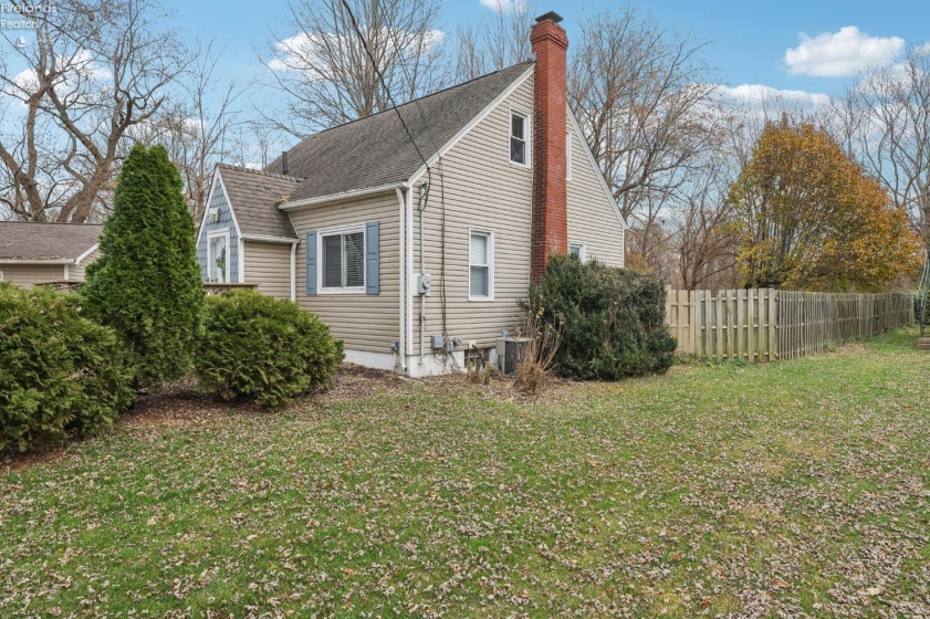 5706 Cleveland Road, Vermilion, 44089, 3 Bedrooms Bedrooms, ,2 BathroomsBathrooms,Residential,For Sale,Cleveland,20260456