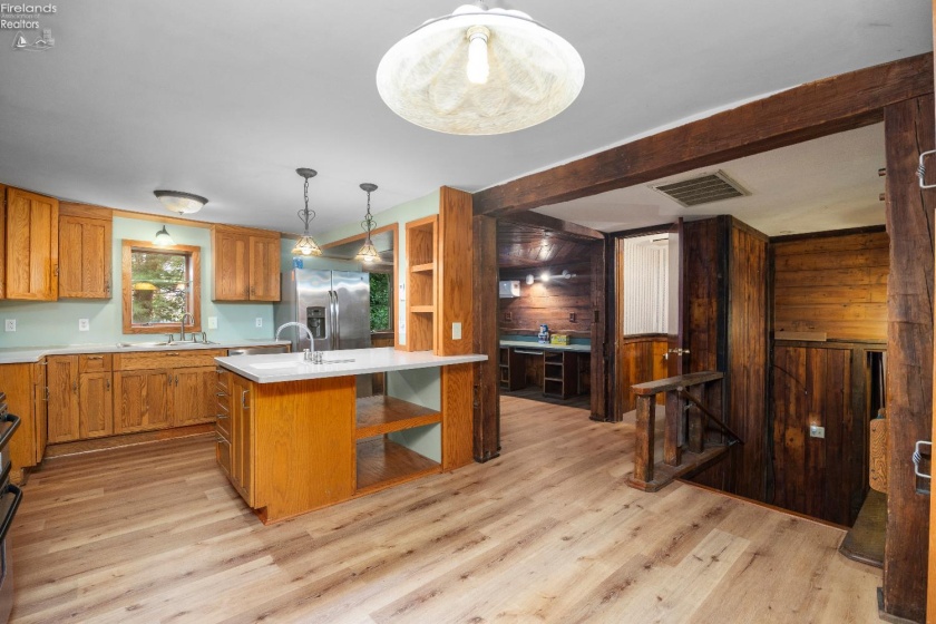 5054 State Route 601, Norwalk, 44857, 6 Bedrooms Bedrooms, ,8 BathroomsBathrooms,Residential,For Sale,State Route 601,20260459