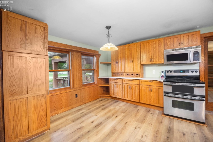 5054 State Route 601, Norwalk, 44857, 6 Bedrooms Bedrooms, ,8 BathroomsBathrooms,Residential,For Sale,State Route 601,20260459