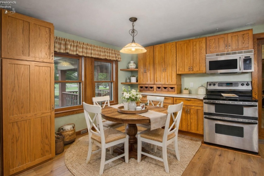 5054 State Route 601, Norwalk, 44857, 6 Bedrooms Bedrooms, ,8 BathroomsBathrooms,Residential,For Sale,State Route 601,20260459