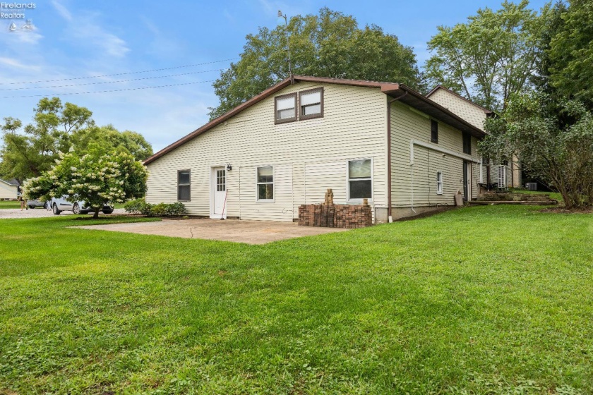 5054 State Route 601, Norwalk, 44857, 6 Bedrooms Bedrooms, ,8 BathroomsBathrooms,Residential,For Sale,State Route 601,20260459