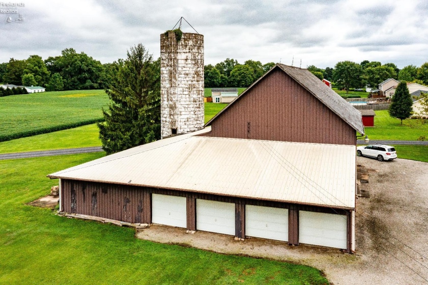 5054 State Route 601, Norwalk, 44857, 6 Bedrooms Bedrooms, ,8 BathroomsBathrooms,Residential,For Sale,State Route 601,20260459