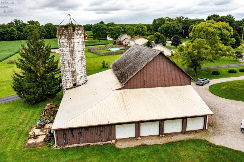 5054 State Route 601, Norwalk, 44857, 6 Bedrooms Bedrooms, ,8 BathroomsBathrooms,Residential,For Sale,State Route 601,20260459