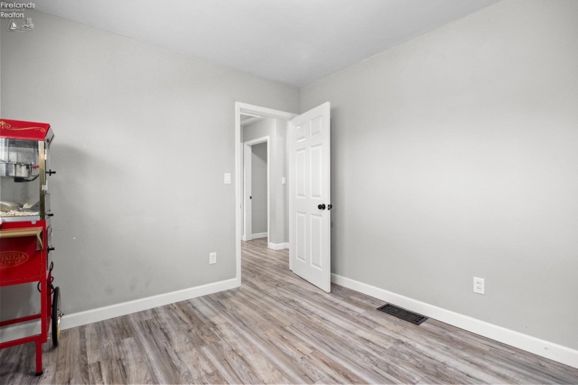 3702 Osborn Drive, Sandusky, 44870, 3 Bedrooms Bedrooms, ,2 BathroomsBathrooms,Residential,For Sale,Osborn,20260428