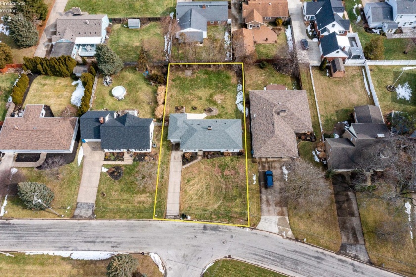 3702 Osborn Drive, Sandusky, 44870, 3 Bedrooms Bedrooms, ,2 BathroomsBathrooms,Residential,For Sale,Osborn,20260428