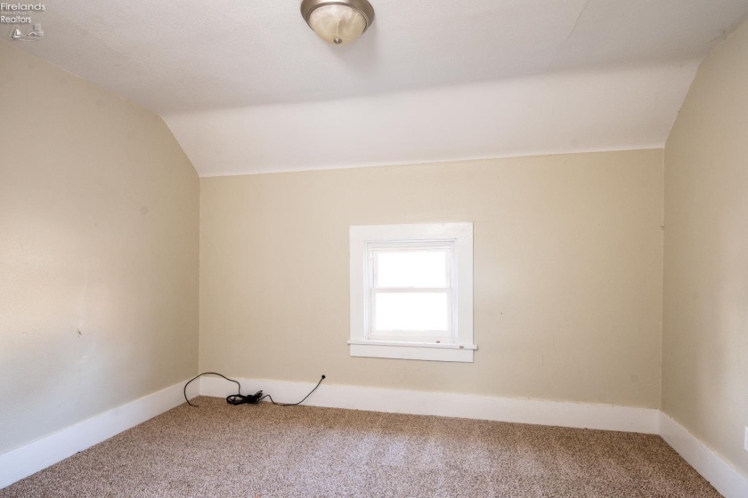 1010 White Avenue, Fremont, 43420, 2 Bedrooms Bedrooms, ,1 BathroomBathrooms,Residential,For Sale,White,20260442