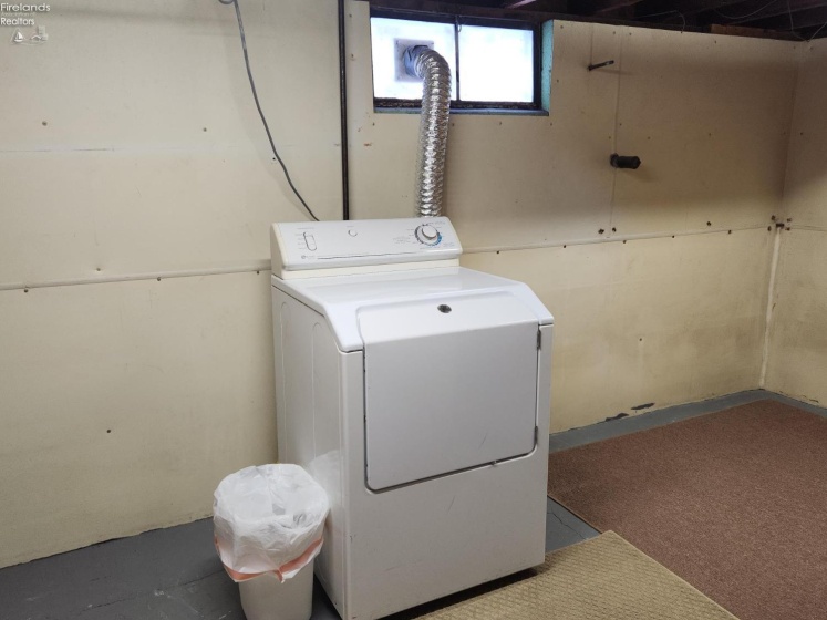 2103 Putnam Street, Sandusky, 44870, 3 Bedrooms Bedrooms, ,1 BathroomBathrooms,Residential,For Sale,Putnam Street,20260453