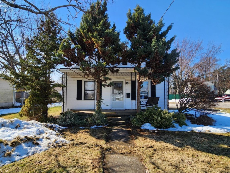 2103 Putnam Street, Sandusky, 44870, 3 Bedrooms Bedrooms, ,1 BathroomBathrooms,Residential,For Sale,Putnam Street,20260453