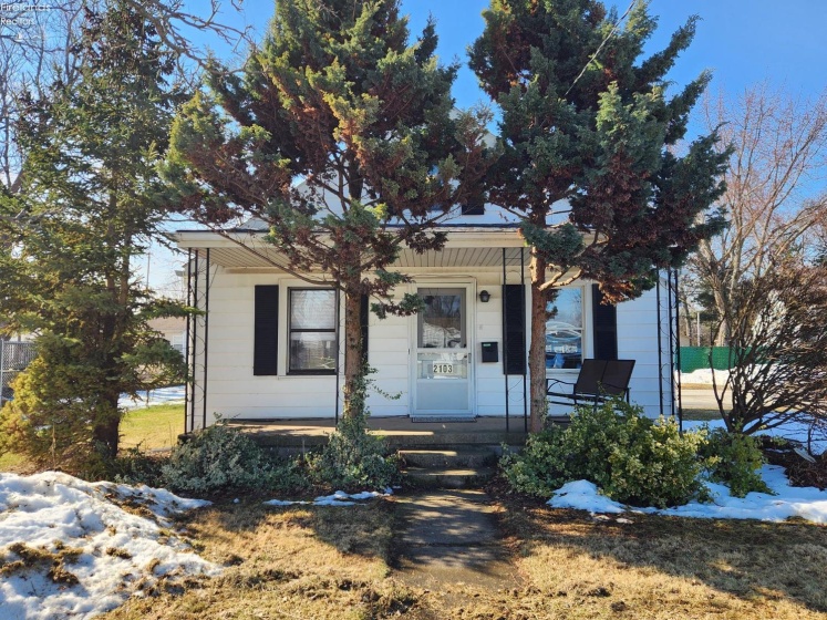 2103 Putnam Street, Sandusky, 44870, 3 Bedrooms Bedrooms, ,1 BathroomBathrooms,Residential,For Sale,Putnam Street,20260453