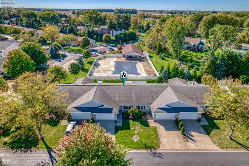 927 Dallas Drive, Huron, 44839, 2 Bedrooms Bedrooms, ,2 BathroomsBathrooms,Residential,For Sale,Dallas,20253688